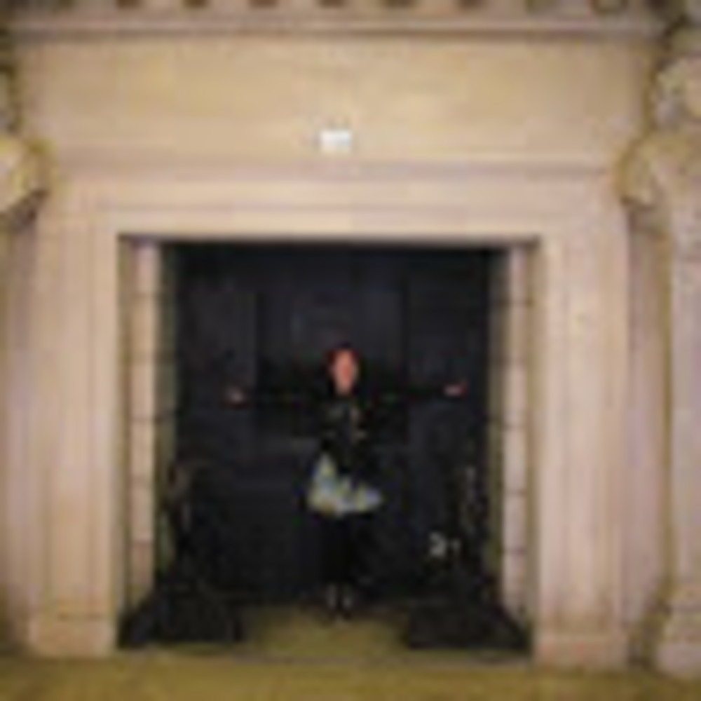 Meet your Posher, Nikki